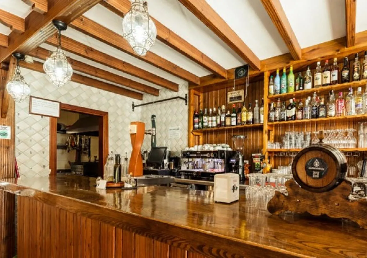 LaMorena bar-4287